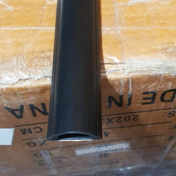 Nẹp bán nguyệt D50 - màu đen